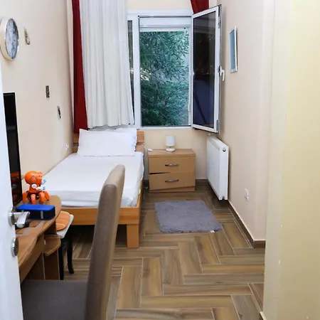 Vila Guci Guest house Tirana